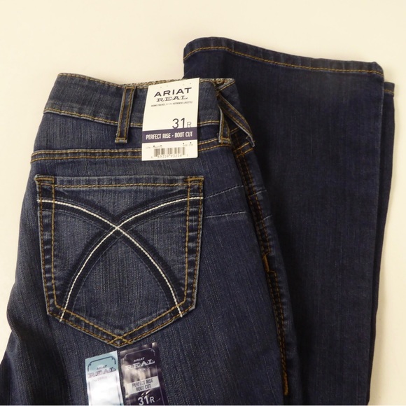 Ariat Real Perfect Rise Boot Denim Jeans NWT 31R - Picture 2 of 7